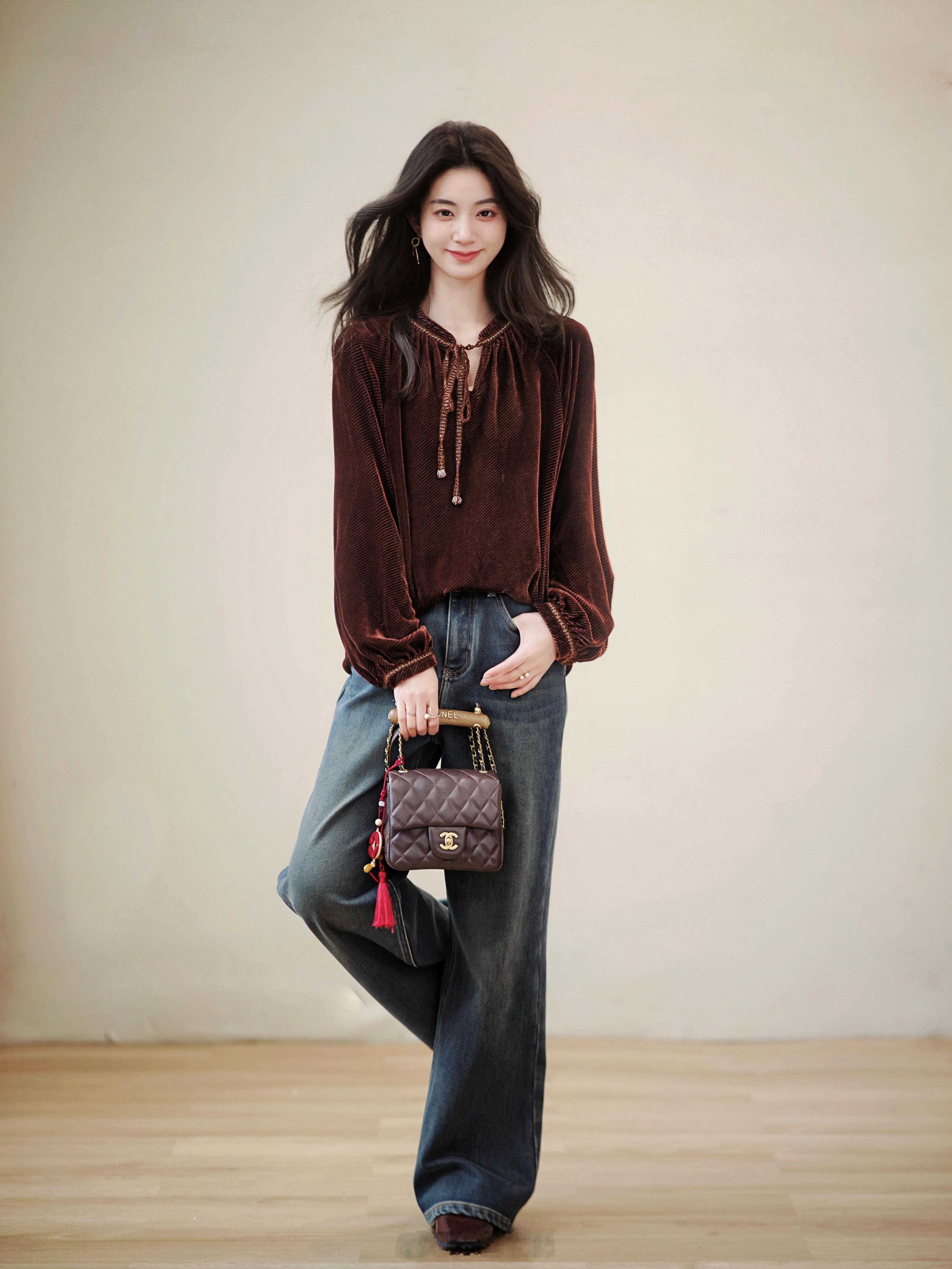 软到沦陷的丝绒衬衫！你棒！100真丝/斜纹丝绒提花温温的不会凉肤的那种颜色也超