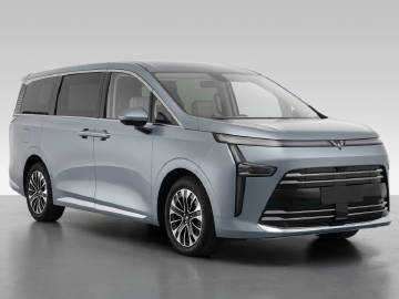五菱的新全尺寸MPV，星光M。<br /><br />长5150mm...