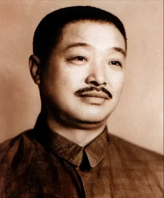 一山不容二虎，堂堂贺龙难显神威，西野司令员谁更适合？从抗日战争开始，贺龙一二O师