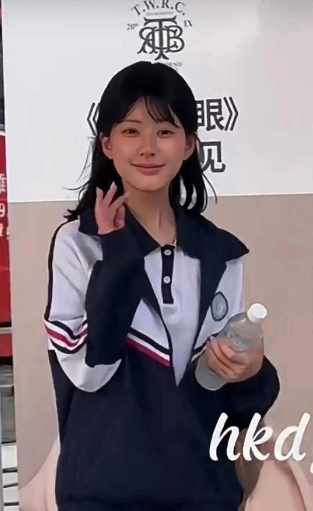 赵露思的站姐好伟大