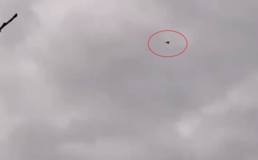 大批无人机空袭柬埔寨！泰国开始动用先进武器，洪森这下麻烦了2025年7月2