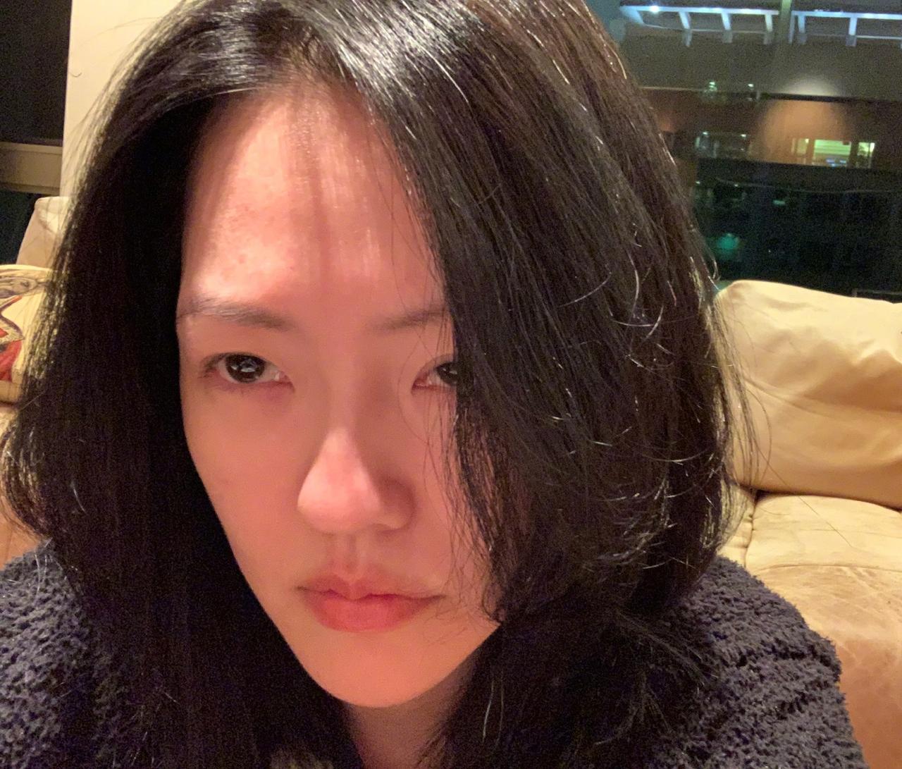 不知道大家有没有发现，自从大s去世后，小s的气运好像开始走下坡路了！先是事业