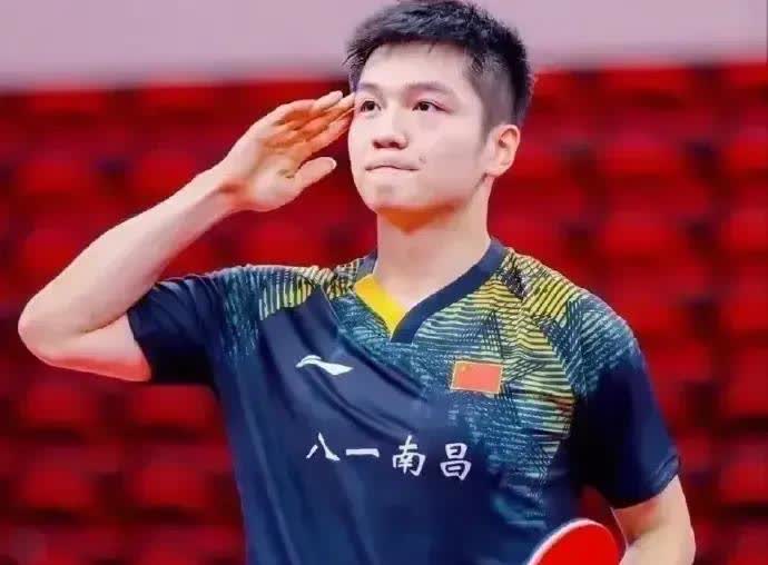 马上9•3大阅兵了。被“若有战，召必回，战必胜”的口号感动。但是德国之声