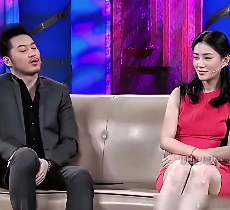 沙溢说，“当时我想跟她结婚，她不同意，我说，那不同意，这老谈着，都多大岁数了。