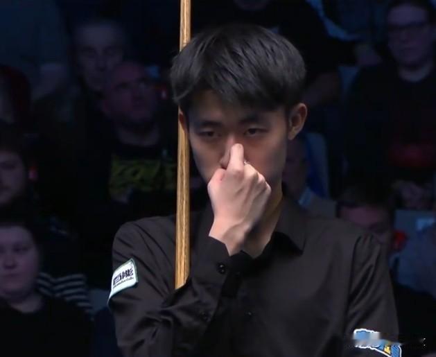 悬崖边上！是力挽狂澜还是自暴自弃？2025斯诺克苏格兰公开赛，韦克林vs常冰玉