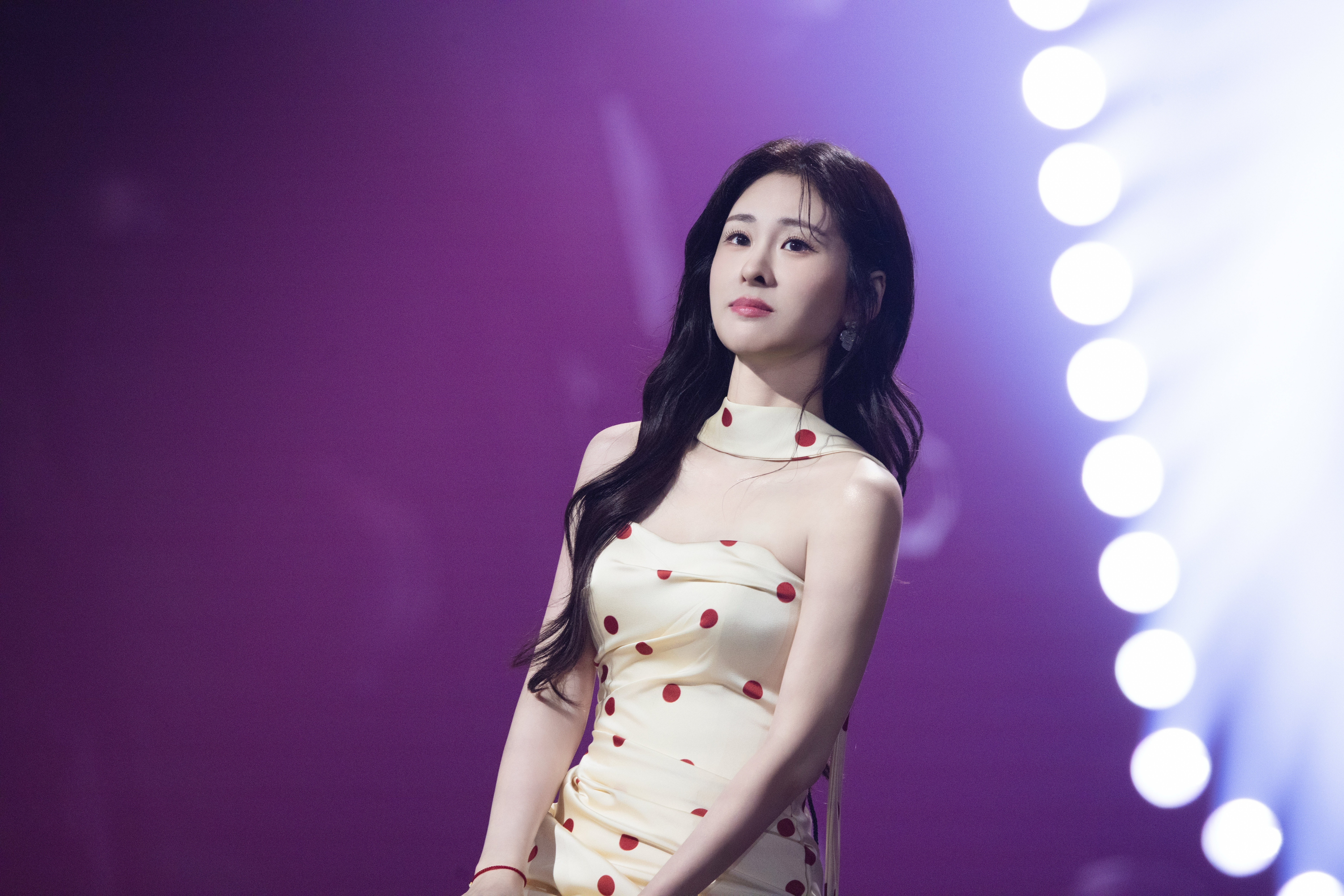 张碧晨在复制粘贴的时代，你是手写的诗