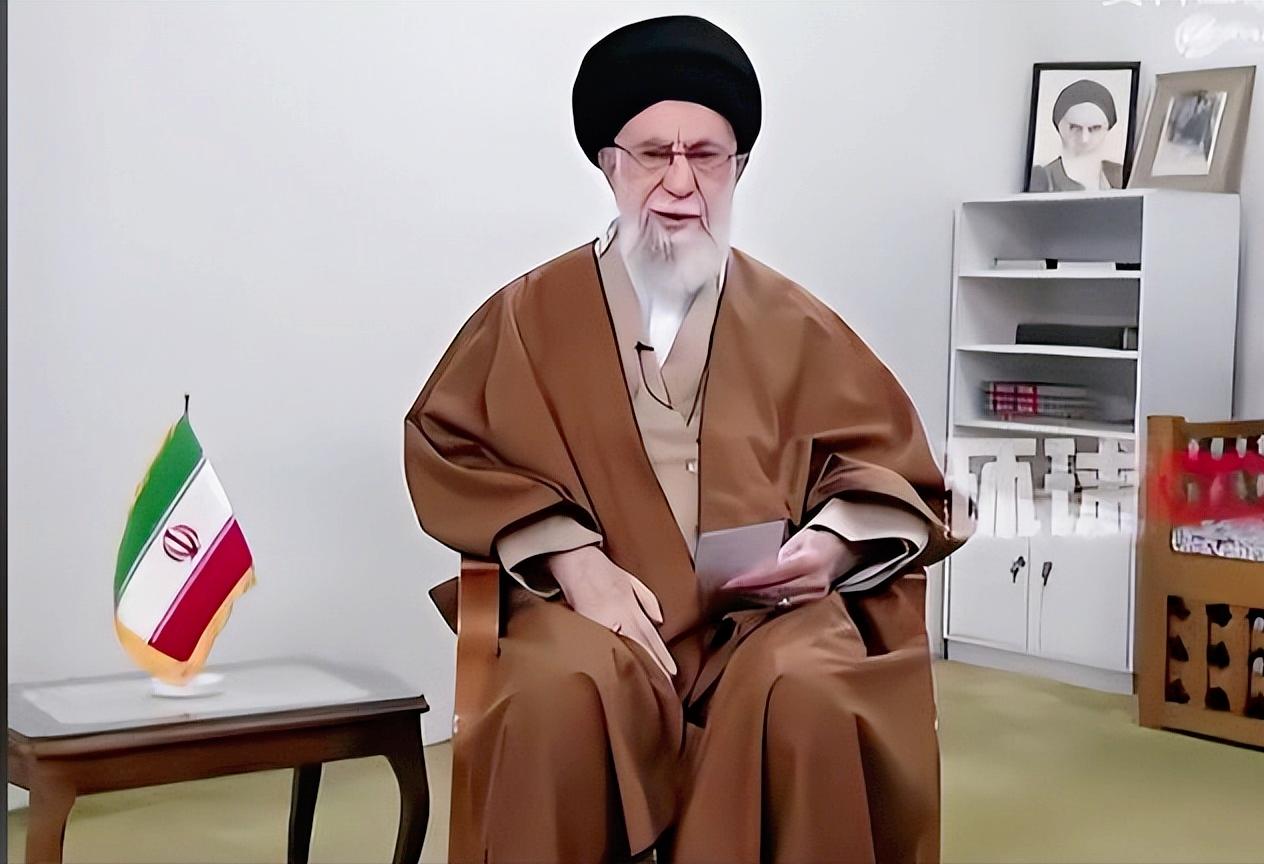 中东这火药桶快炸了！美国把航母直接开到伊朗家门口“耀武扬威”，伊朗的导弹全都上膛