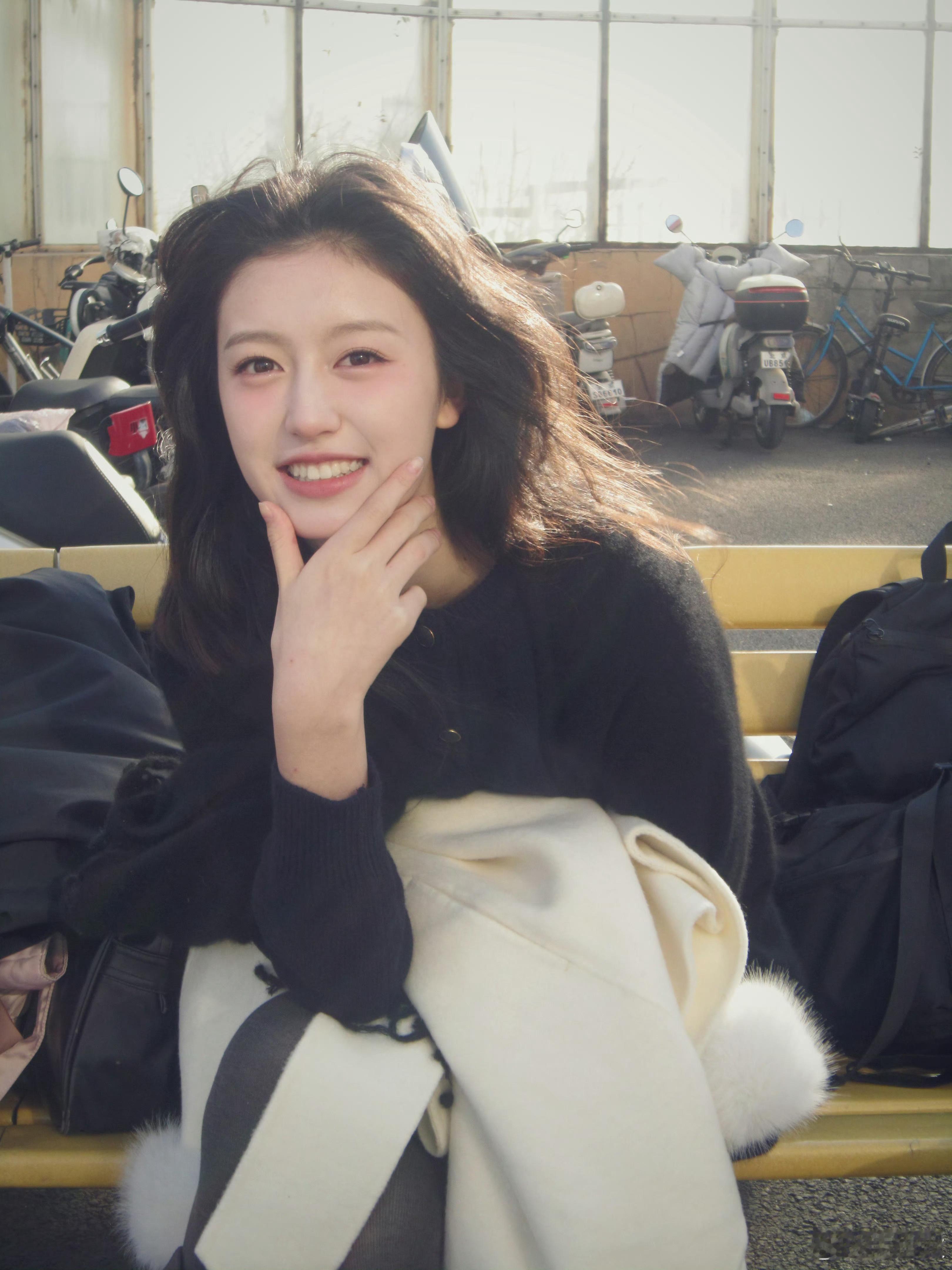 裴佳欣最新物料现在太爱佳欣了