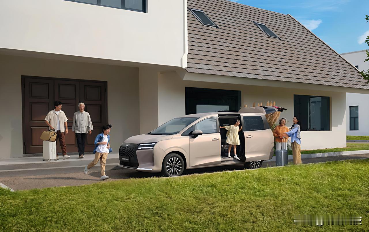 五菱10月销量飘红，全新7座车星光730亮相！上汽通用五菱10月份销量成绩单