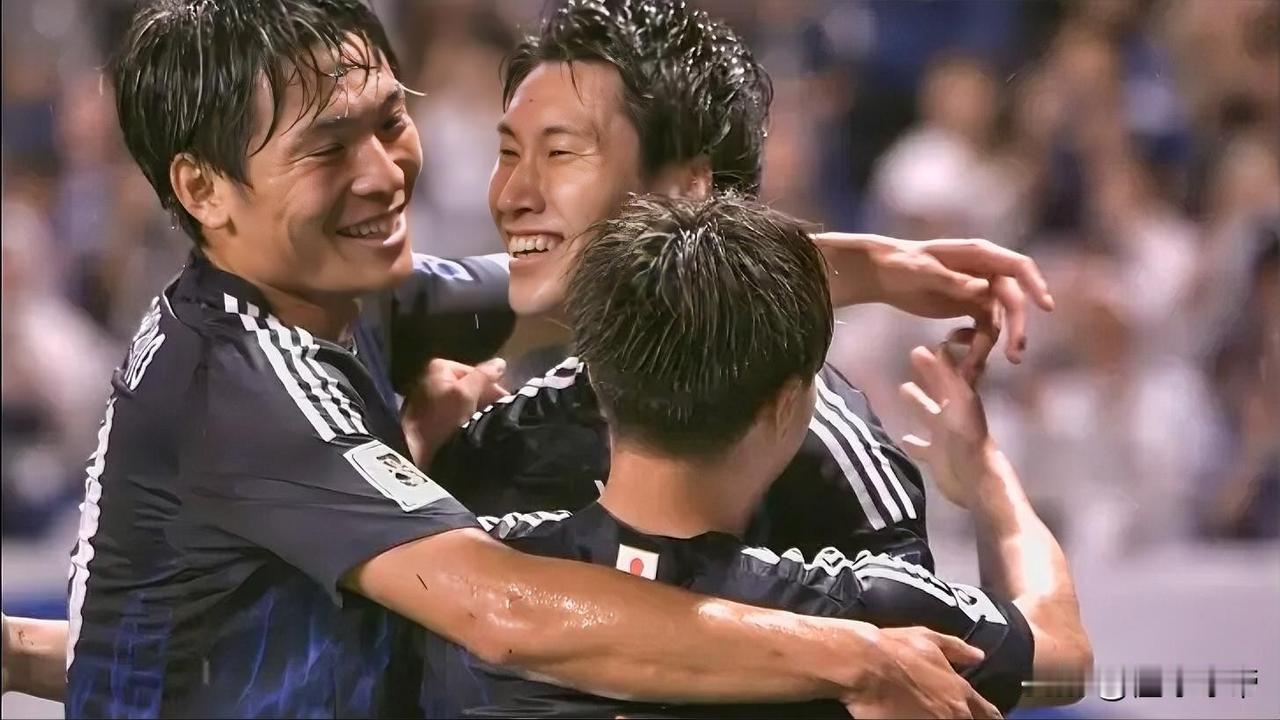 看看人家日本队，开场不到20分钟就打进印尼2球！在今晚日本与印尼的世预赛上，
