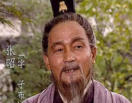 张昭为何与孙权决裂？ 张昭与孙权的决裂，本质是江东政权新旧权力逻辑的碰撞。作