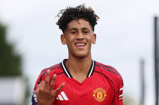 曼联小将JJ·加布里埃尔在周二创造队史纪录，他在老特拉福德出战足总青年杯并攻