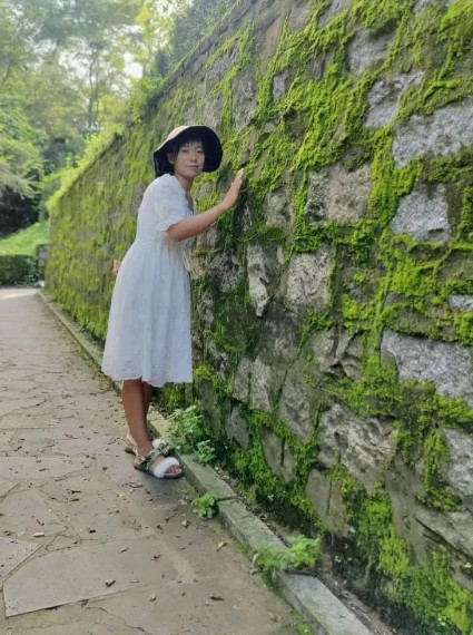 40岁时身患重病，高额的医药费，被家人抛弃，从此失去亲情，一年后，奇迹发生，大病