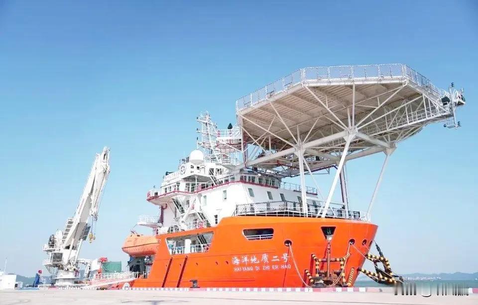 深海切割电缆引西方担忧？实为中国海底维修技术储备据《南华早报》报道，中国科考