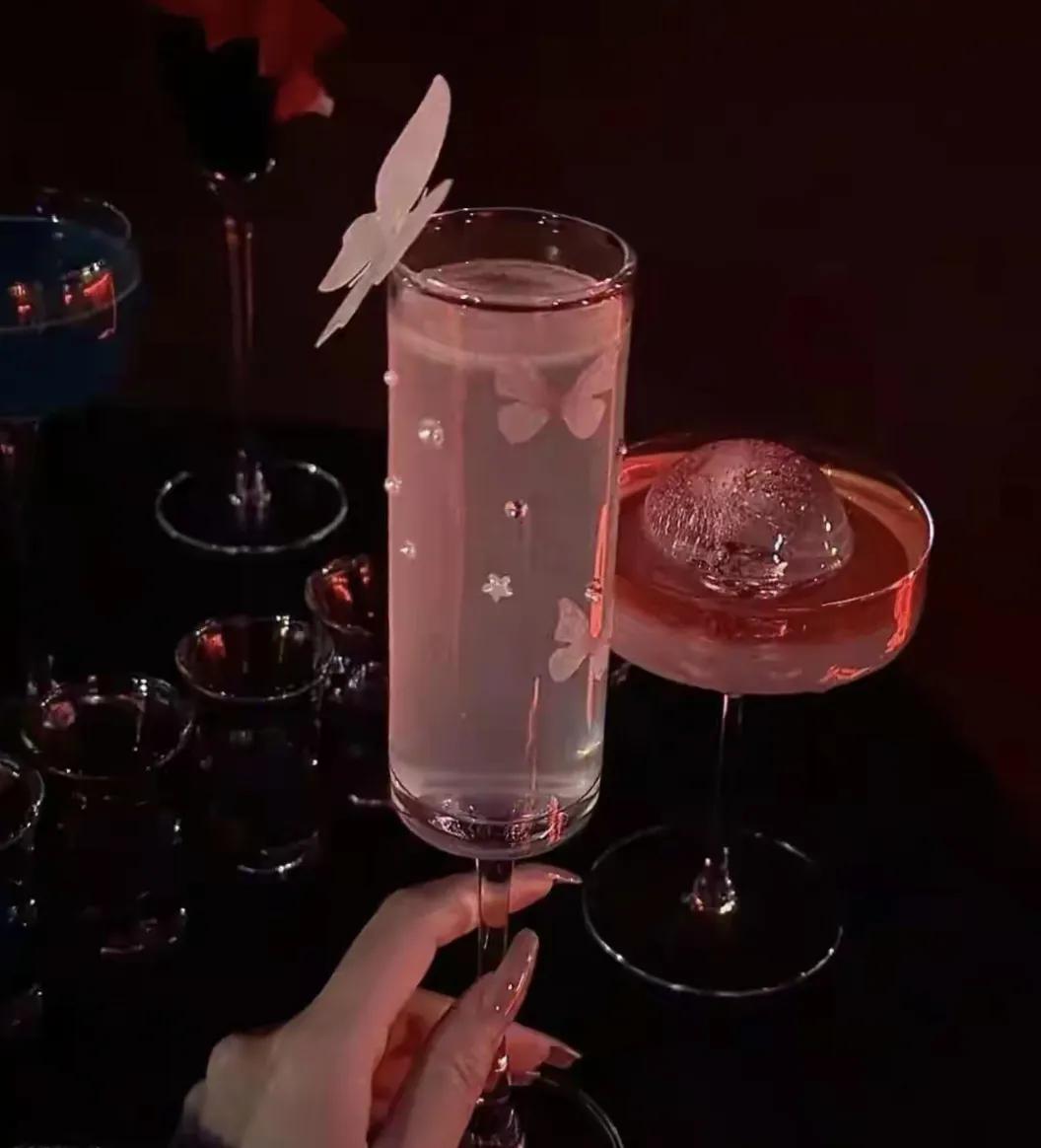 减肥一定要戒糖戒糖这是血泪的教训为了减肥和姐妹们组团跳健身操每天