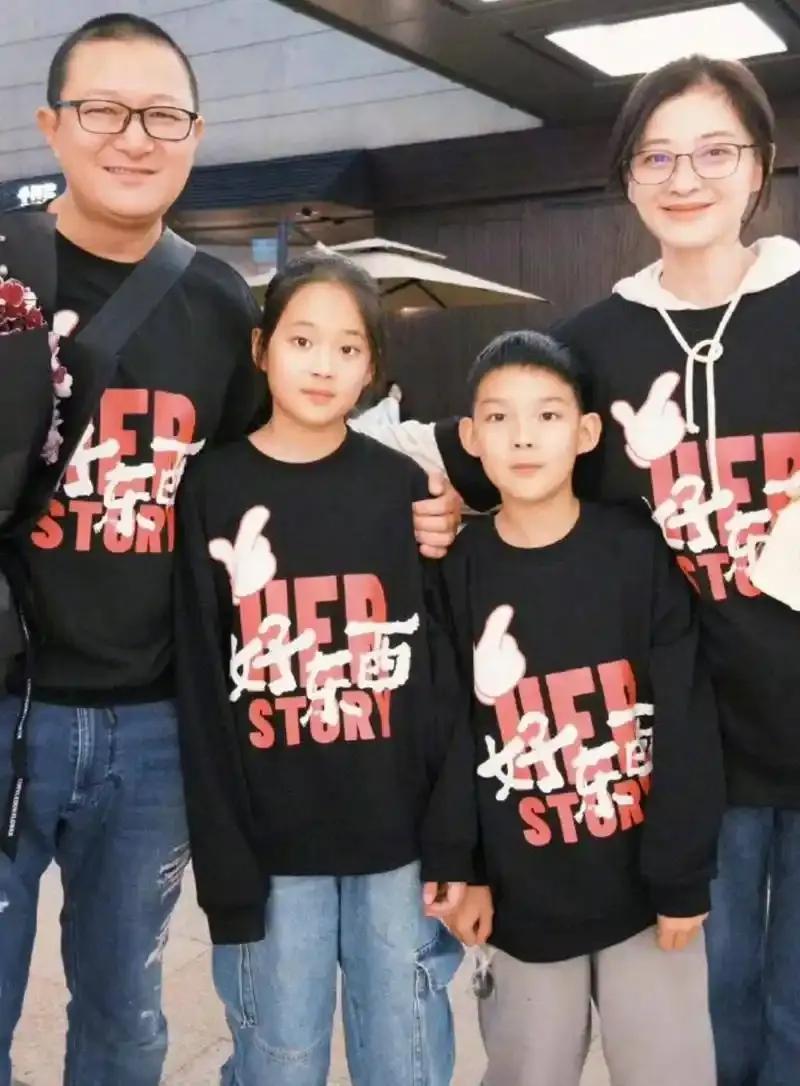 梅婷或许从未想过，当年在《推拿》剧组遇见的摄影师曾剑，会成为她后半辈子的依靠，而