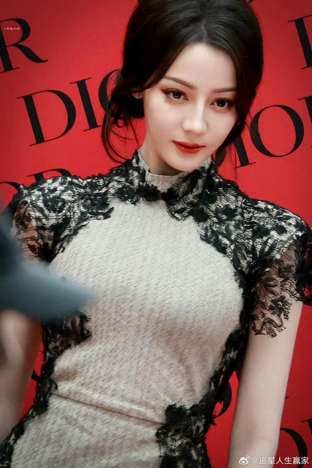 迪丽热巴昨天活动生图，美得很轻松​​​真人BJD​​​