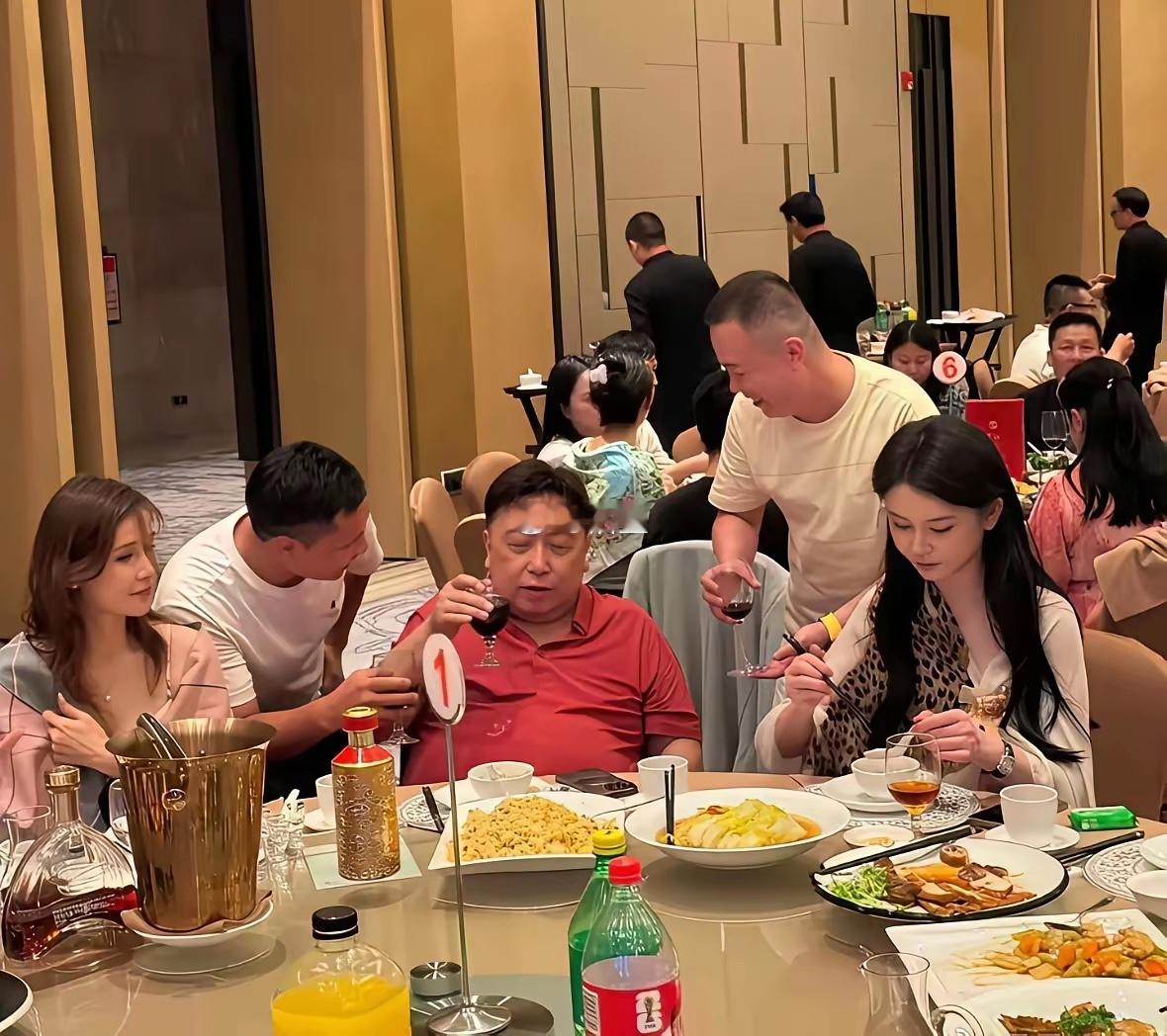 看看有钱人私下都吃什么？