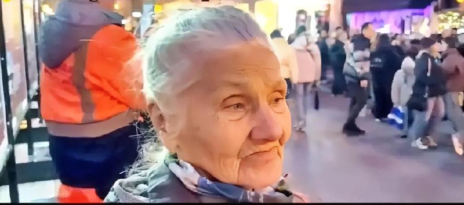 莫斯科居民被问及欧盟对俄罗斯第19项制裁是否会影响他们的生活。