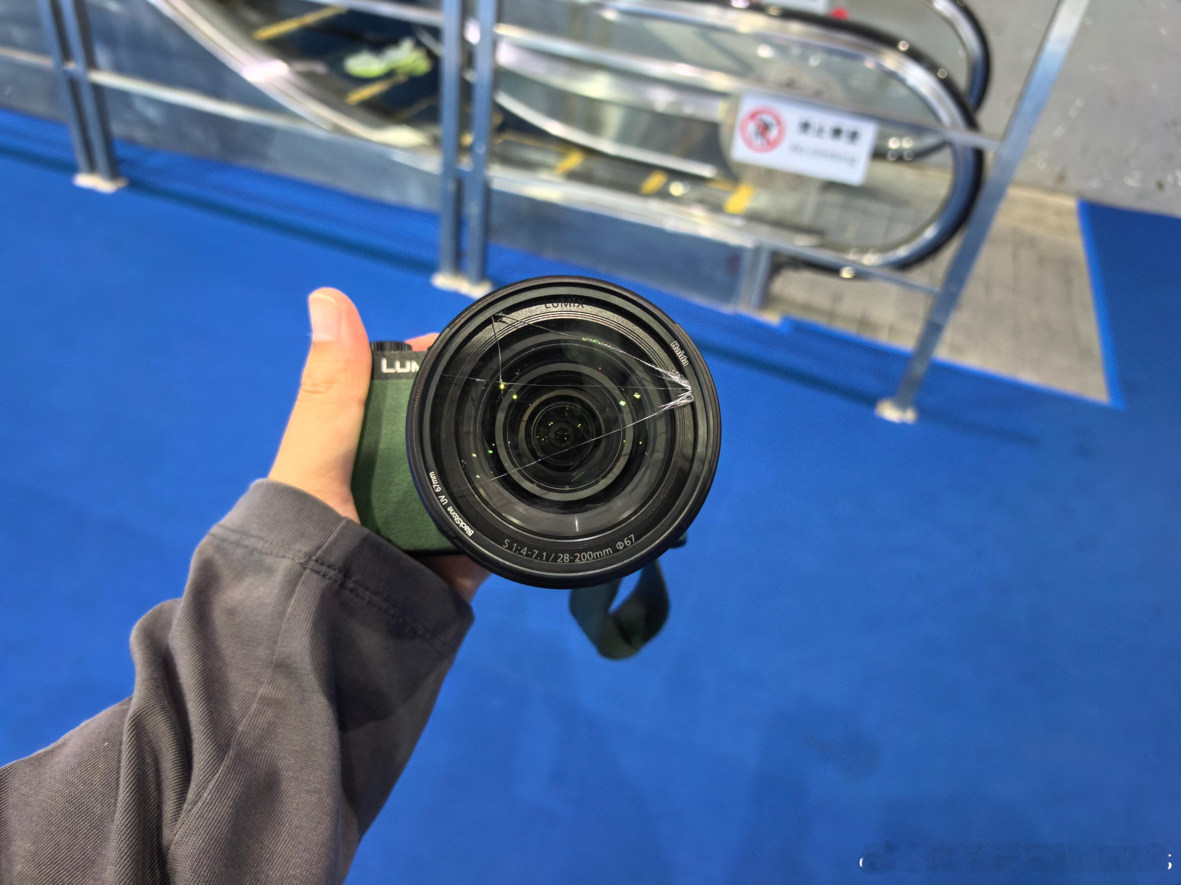 G咯今年真绝，碾碎了一台pocket3，这又干碎镜头，不过这次提前上了UV镜