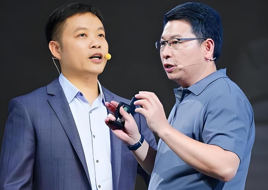 余承东一句话高度概括了纯视觉方案与融合感知方案的差别，从此，为了纯视觉方案的辩护