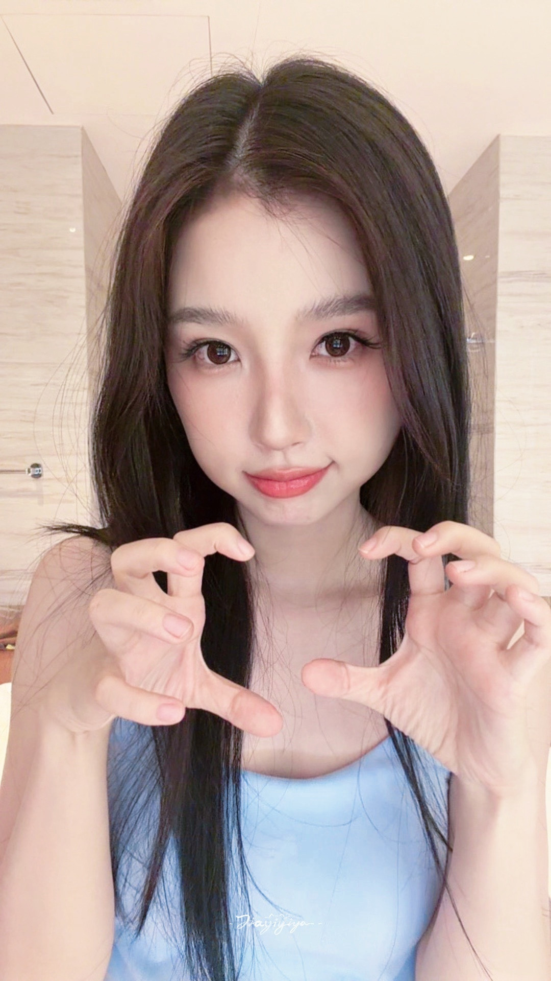 小猫咪跑出来啦～🩵🐱虞书欣