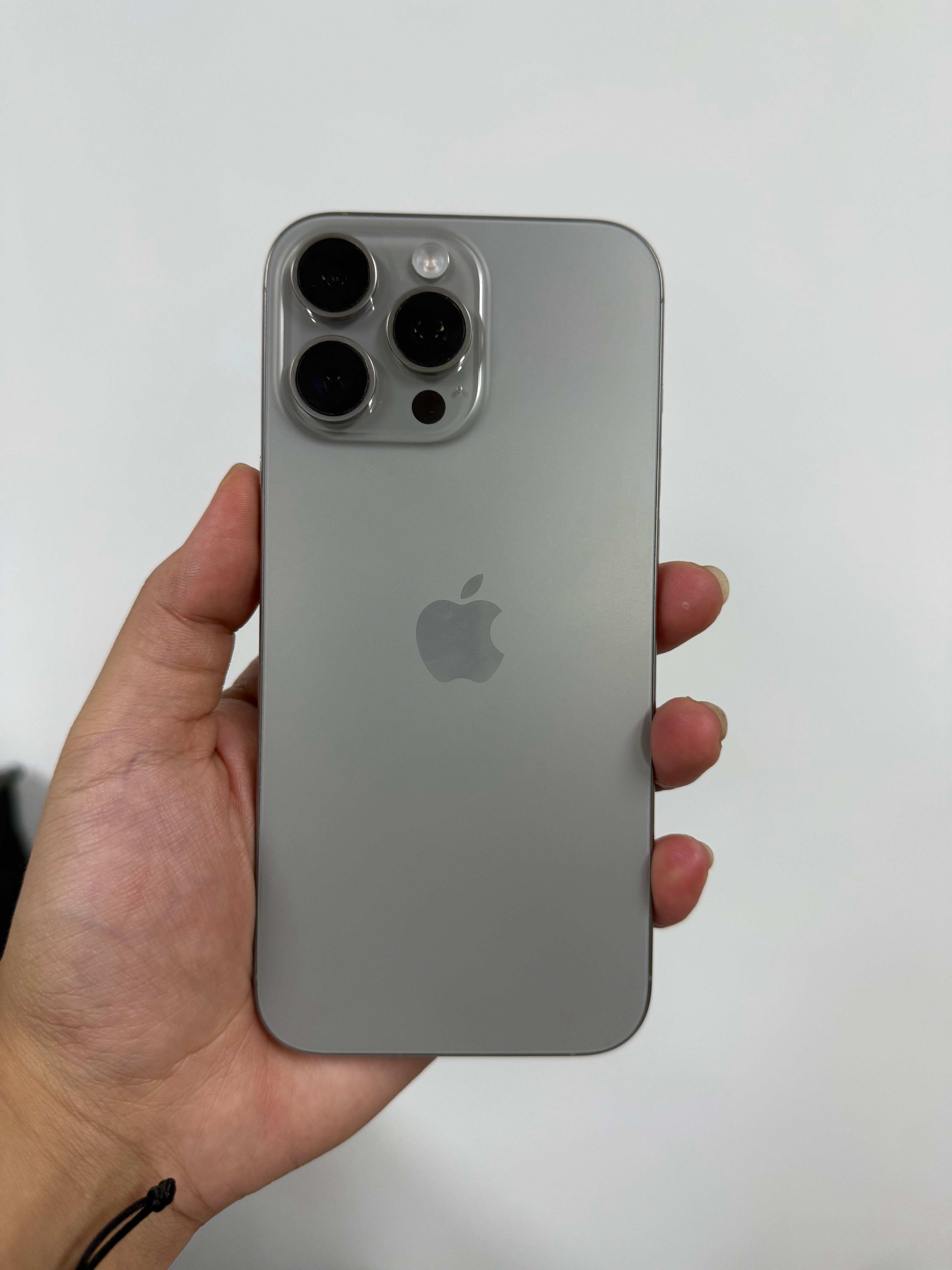 如果升级了iOS26.0系统觉得卡顿掉帧的用户，强烈要求更新iOS26.01