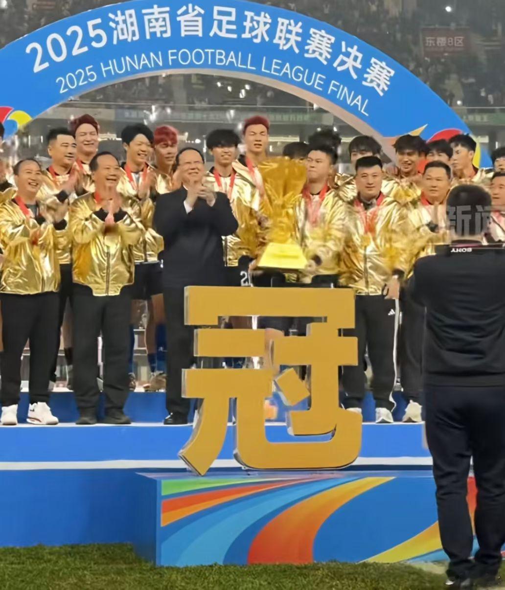 告花子最牛的个人是朱元璋，团队最强是永州。