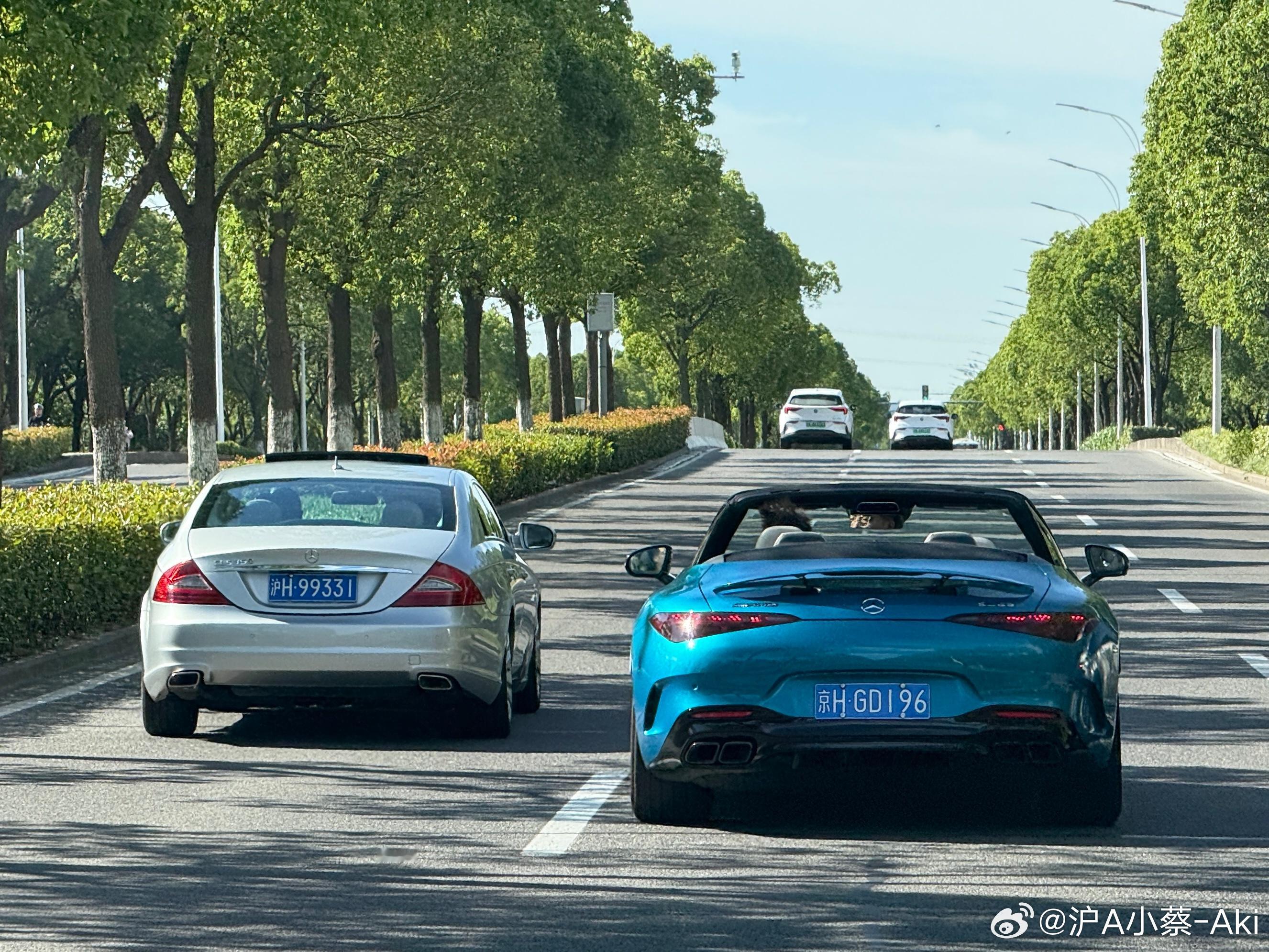 还好拍这张照片的时候，没在我边上，否则他高低得面红耳赤地锐评两句[doge]20