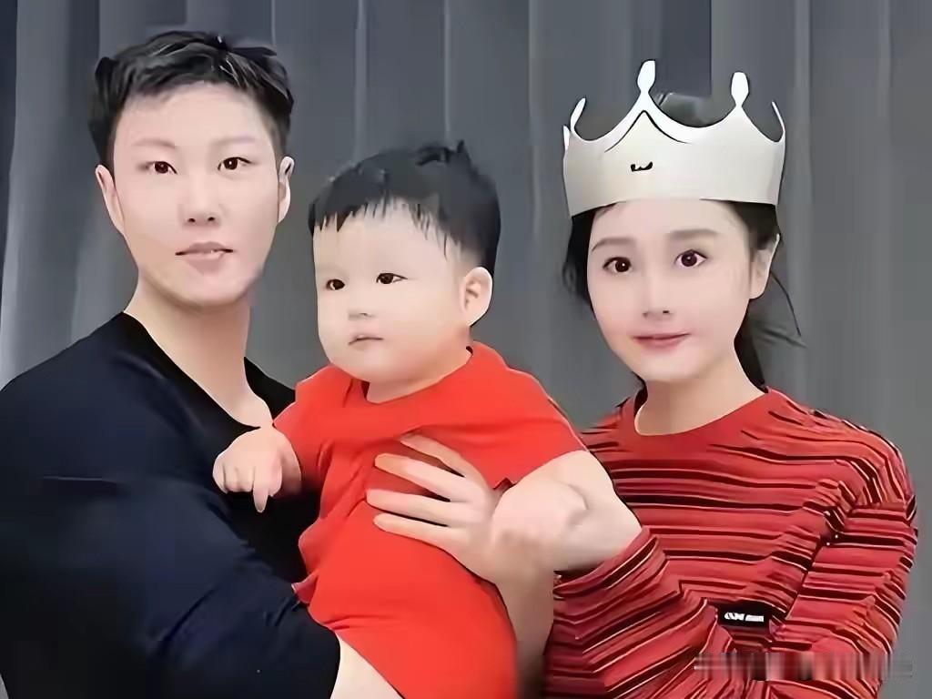 三口之家雇佣6个保姆赵本山女儿球球亲口证实确有其事两个秘书、俩人带娃、两个做