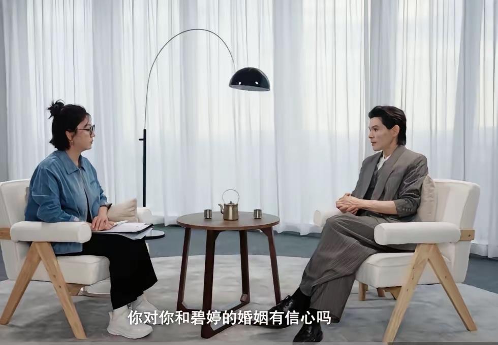 砸5亿捧不红的向佐，被一场采访彻底洗白！终于懂郭碧婷的选择？说真的，谁之
