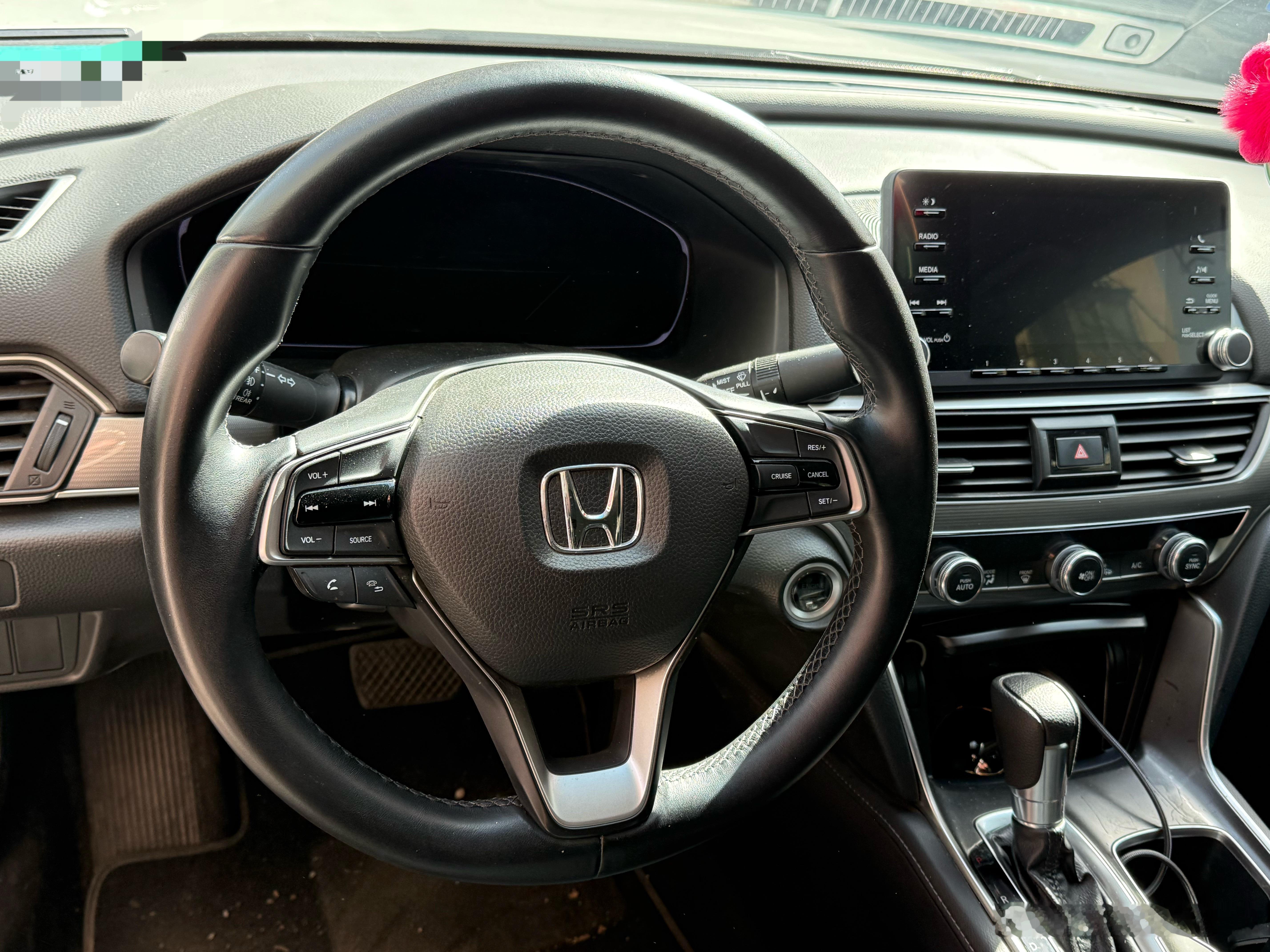 过年开了下很多年前给亲戚推荐的本田雅阁，1.5T的那个版本，2026年了，这车依