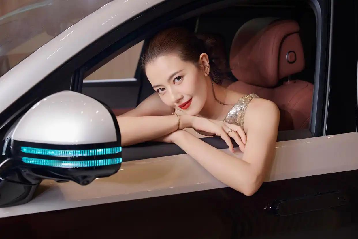 2026款腾势N9已于2025年9月17日正式上市，推出尊荣型、尊越型、旗舰型三
