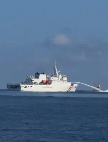国庆节出事！我国海钓游艇在东沙海域遭袭击！10月1日方来是举国欢庆的日子，