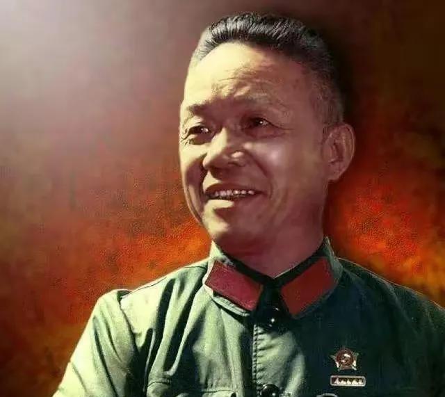 1981年韩先楚回乡，见乡亲们生活困难后说：调5万件军大衣，钱我出“祖宝！”沙