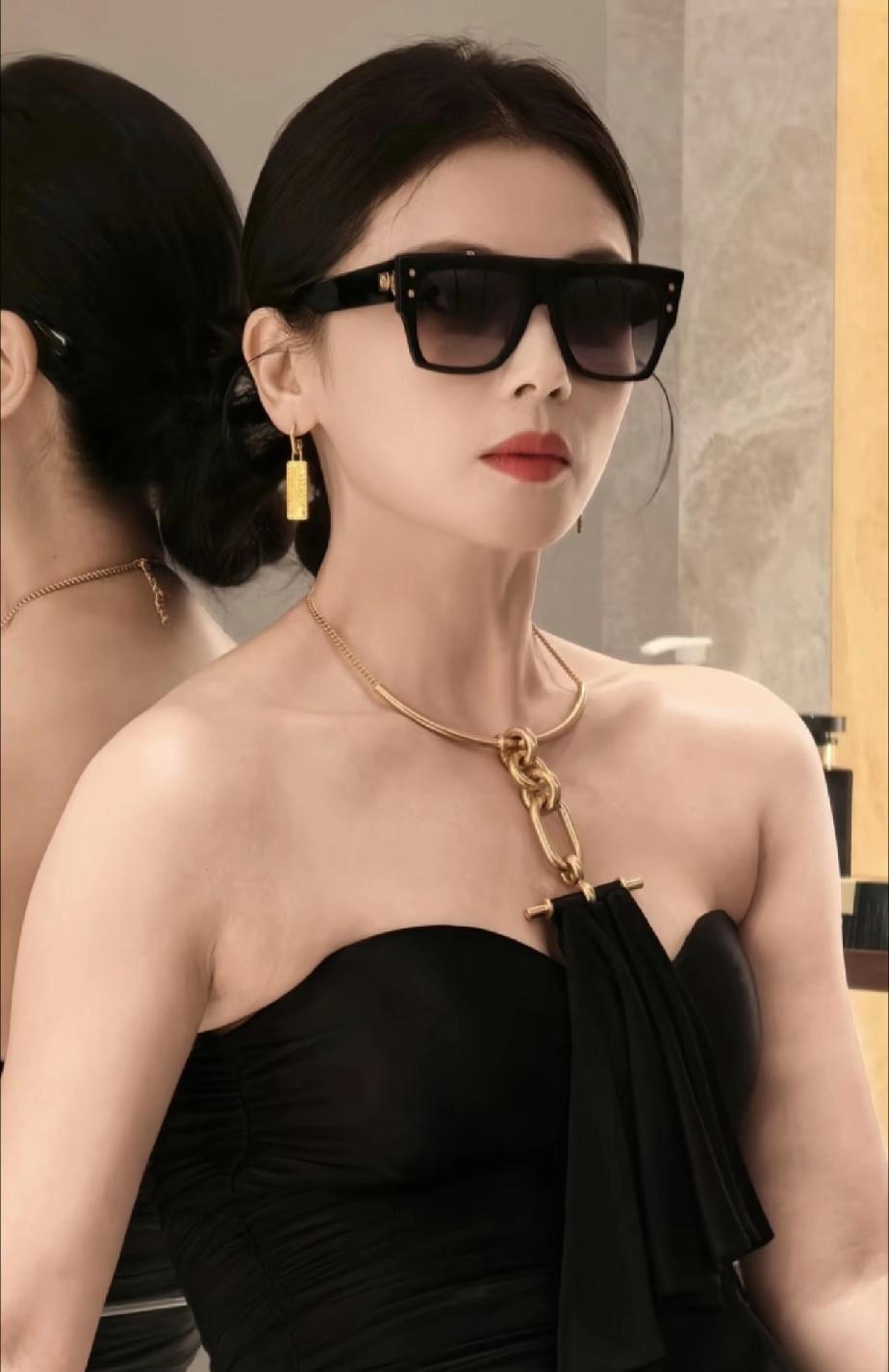 肉感刘涛，确实是熟女天花板，美不胜收！