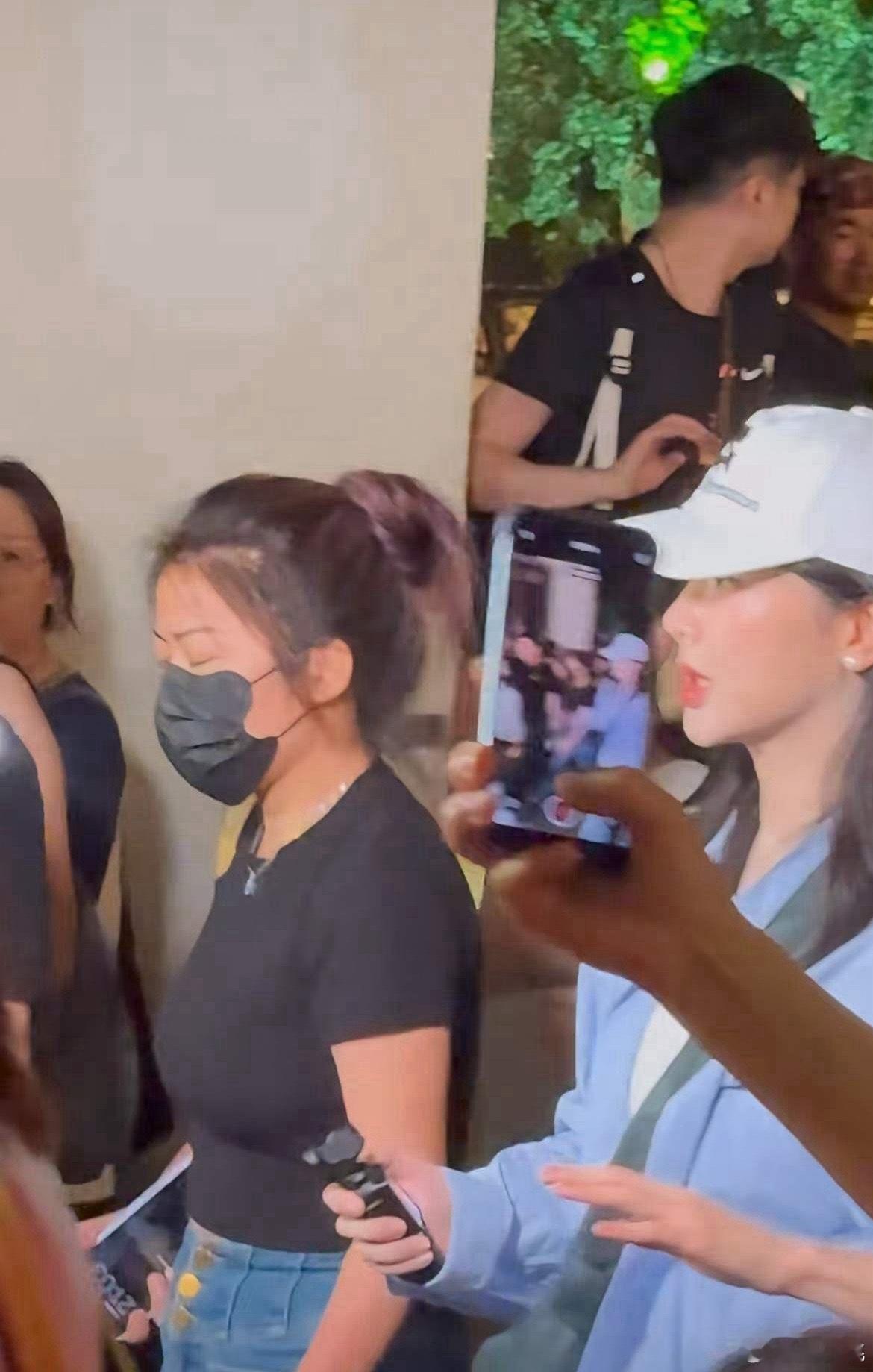 1.杨紫已经在转型青衣的路上了，这次的《家业》就是一次尝试，她这两年都会以大女主