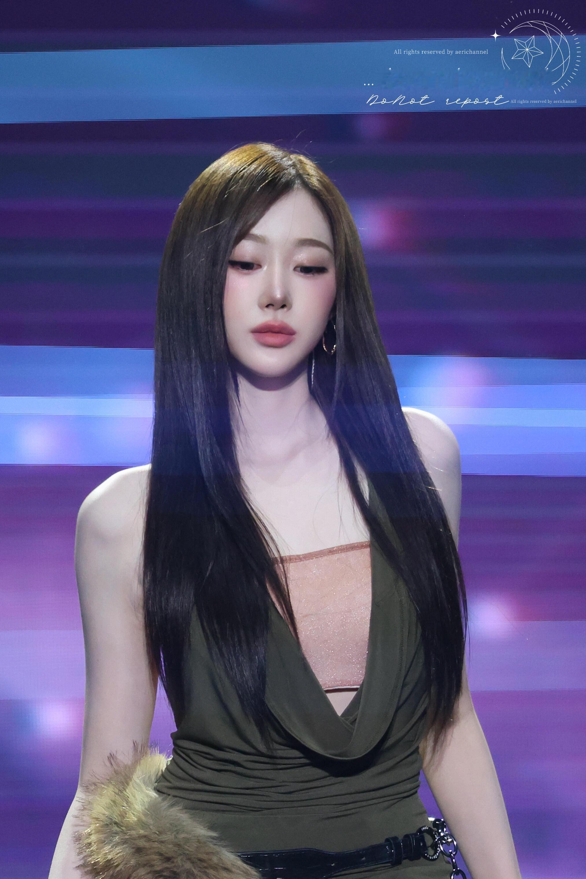 好漂亮好诱人的长中庭就这么入了这位美丽长中庭aeri小姐的坑….💖cr.ae