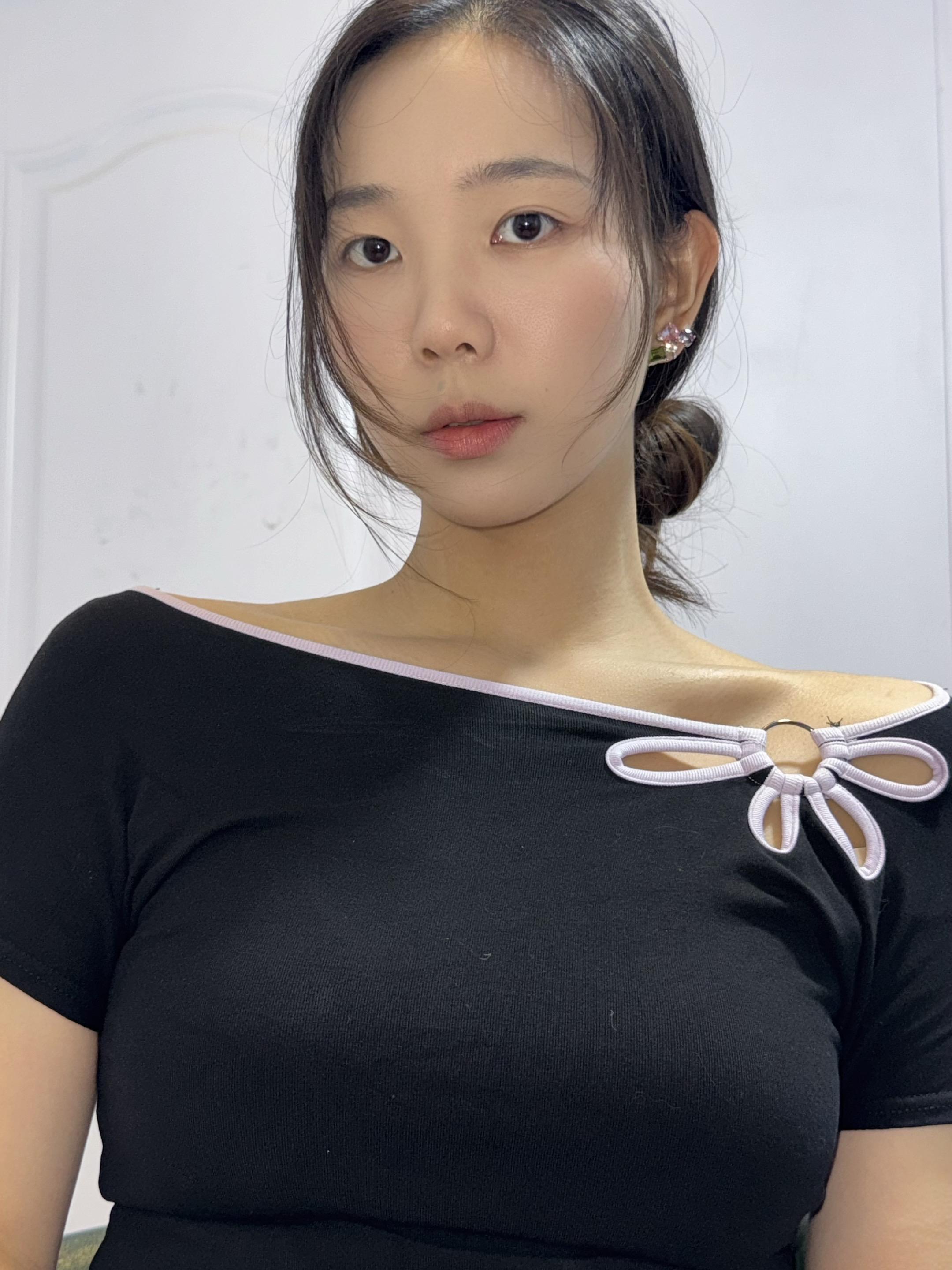 摄影 高级感 辣妹穿搭 时尚饰品 优雅气质