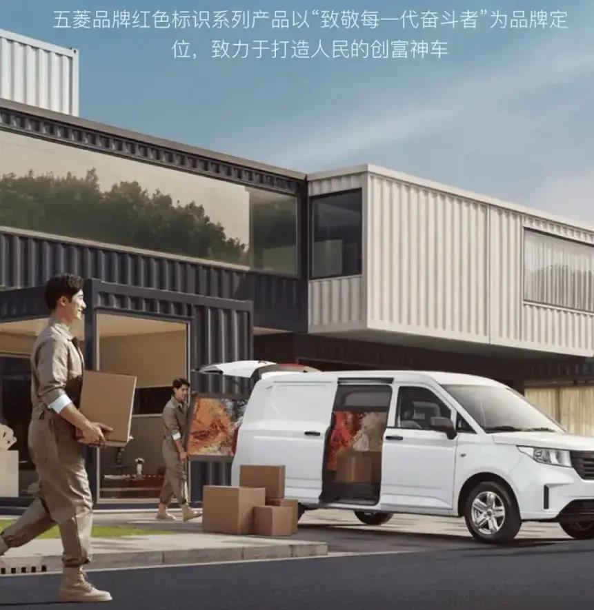 大家发现了吗？年轻人消费正出现几个反常现象，看似矛盾，实则清醒。第一个：全款
