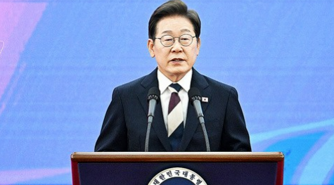 韩国总统李在明将邀请前总统们出席光复节期间举行的“第21届总统国民任命仪式”，但