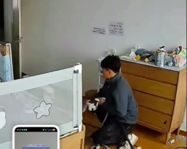 聪明过头了。吉林，一男子上门修空调，期间他便趁着业主不注意时，故意破坏空调铜管让
