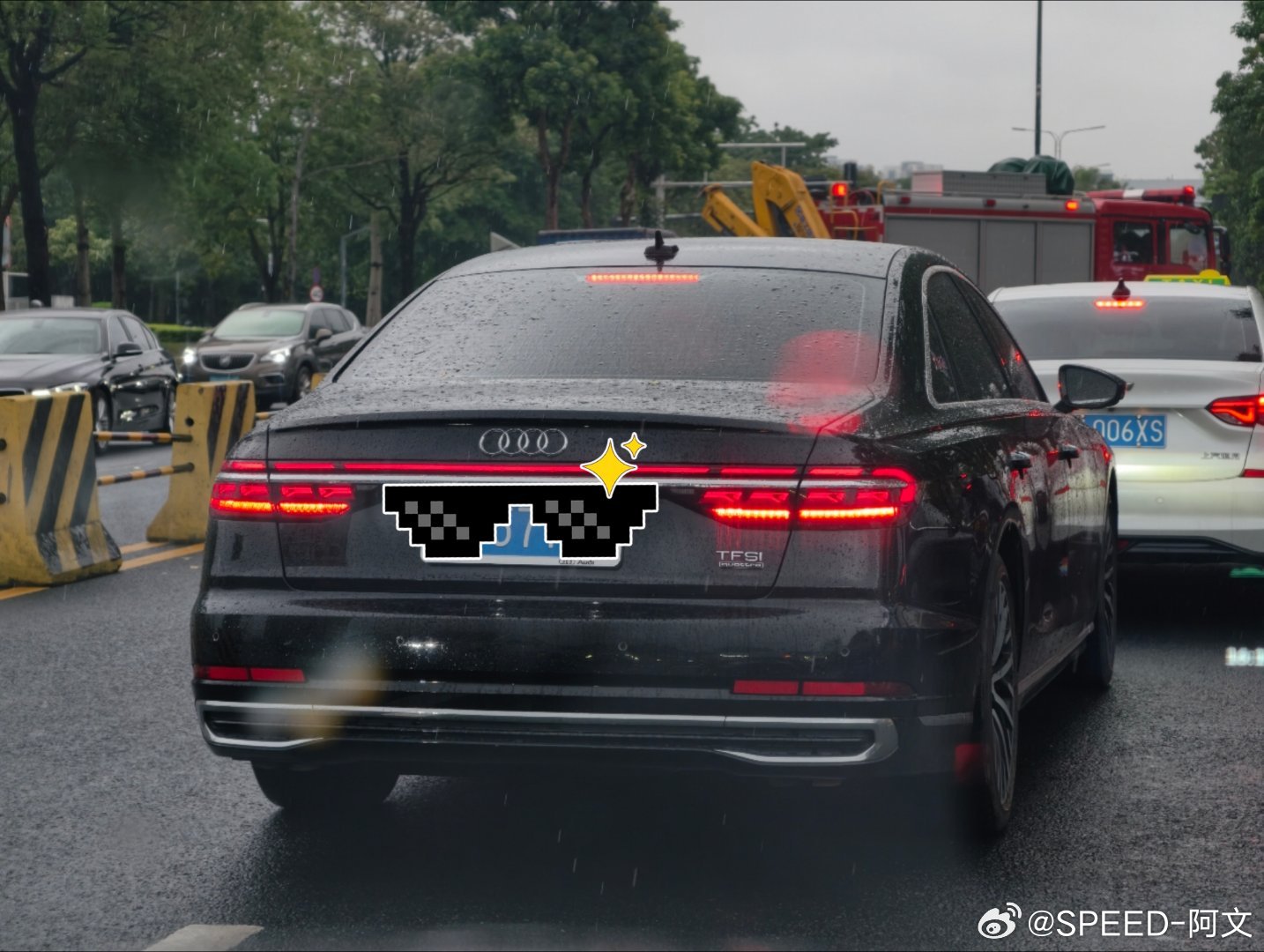 不是哥们，你都大A8了，这么低调吗？你的A8L55标呢