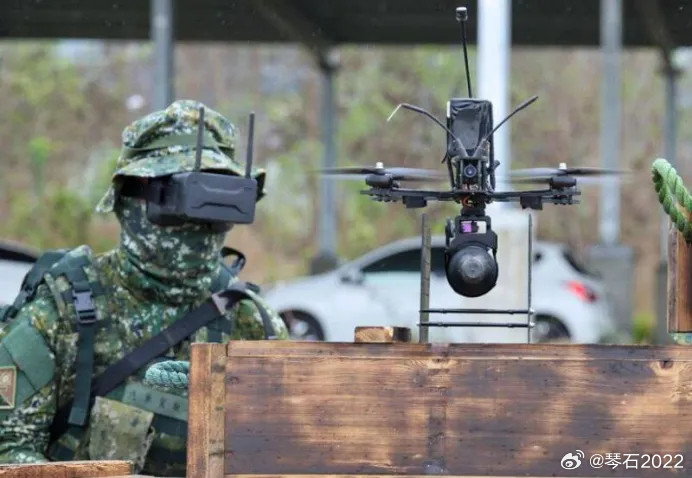 🐸步兵加大FPV使用台陆军第58炮兵指挥部无人机大队近日在台中地区开展“沉浸式