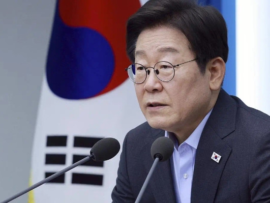 据韩媒报道，韩国总统李在明因难以实现访华，计划在8月24日中韩建交纪念日前后，派