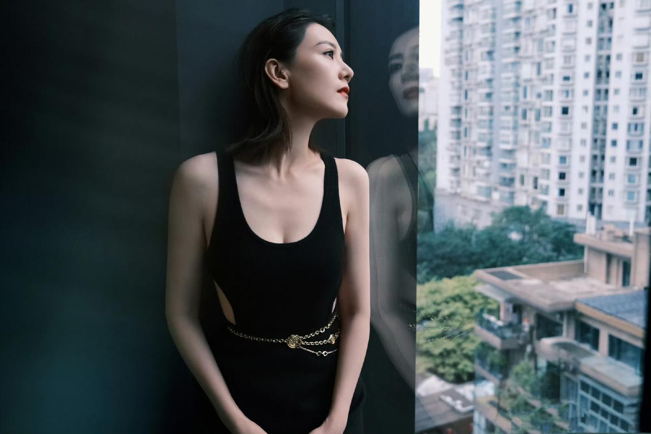 气质超绝[爱心]