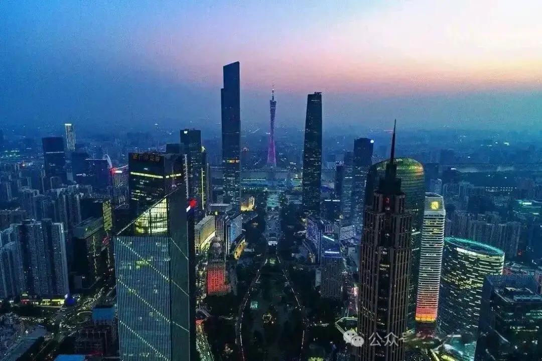 上海二手房单日狂卖1632套！北京杭州彻底爆了！2026年楼市四大巨变，有人已悄