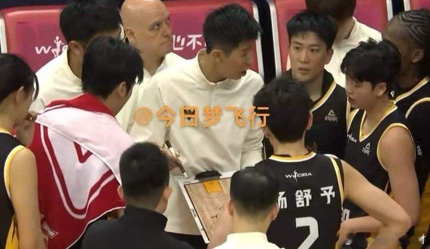 广东女篮15分战胜江苏女篮，迎取新赛季开门红！东阳光奖励广东女篮奖金200万元！