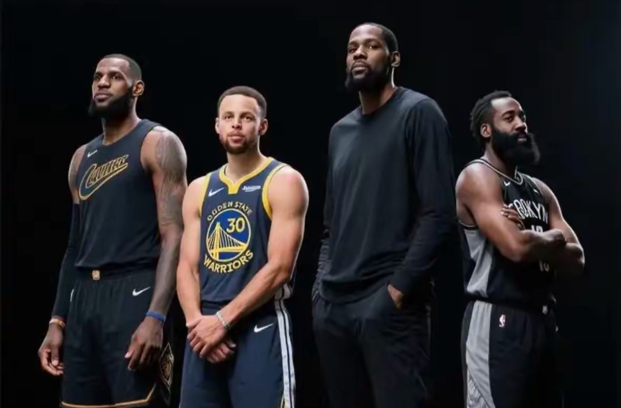 詹姆斯，库里，科比等球星谁的退役是最成功的：1，詹姆斯很成功詹姆斯会回到骑士，梦