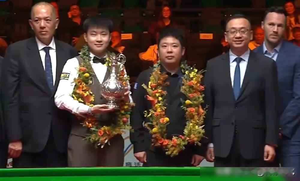 1：4落后，对手是那个能把你磨死的塞尔比，3个赛点在手。换你，是不是已经准备